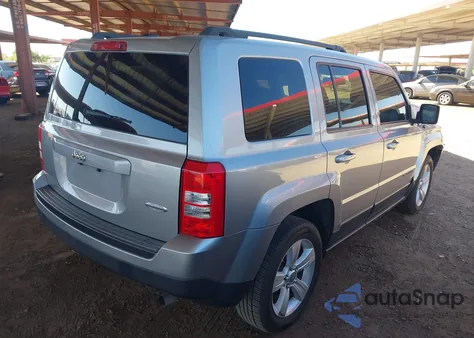 2017 Jeep Patriot Latitude Fwd from USA, damaged, VIN 1C4NJPFA8HD117311